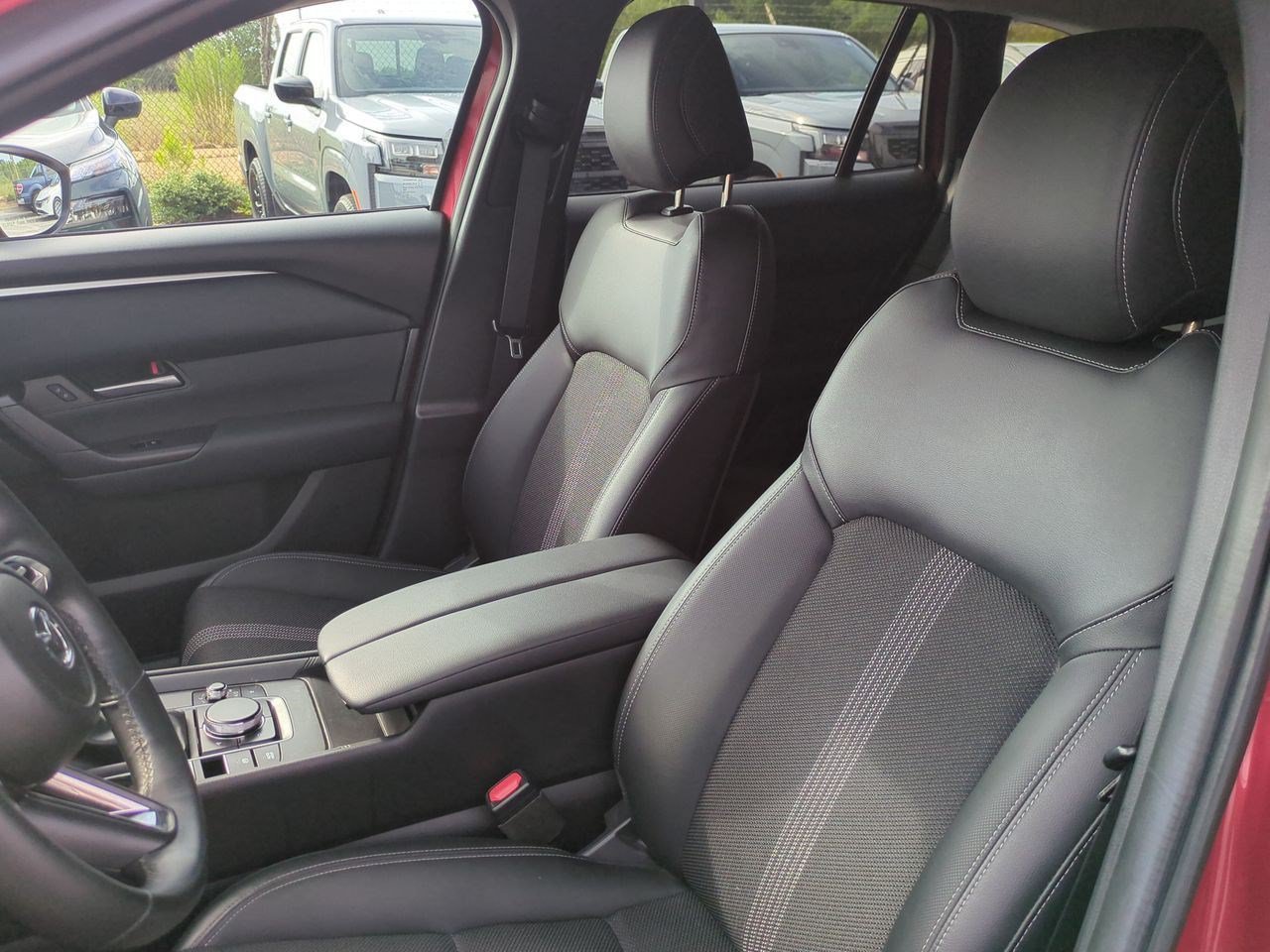 Used 2024 MAZDA CX-50 AWD 2.5 S w/ Preferred Package image 16