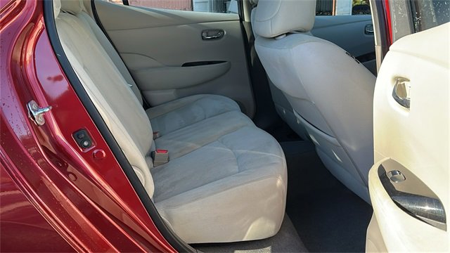Used 2015 Nissan Leaf SV w/ LED & Quick Charge Package image 15