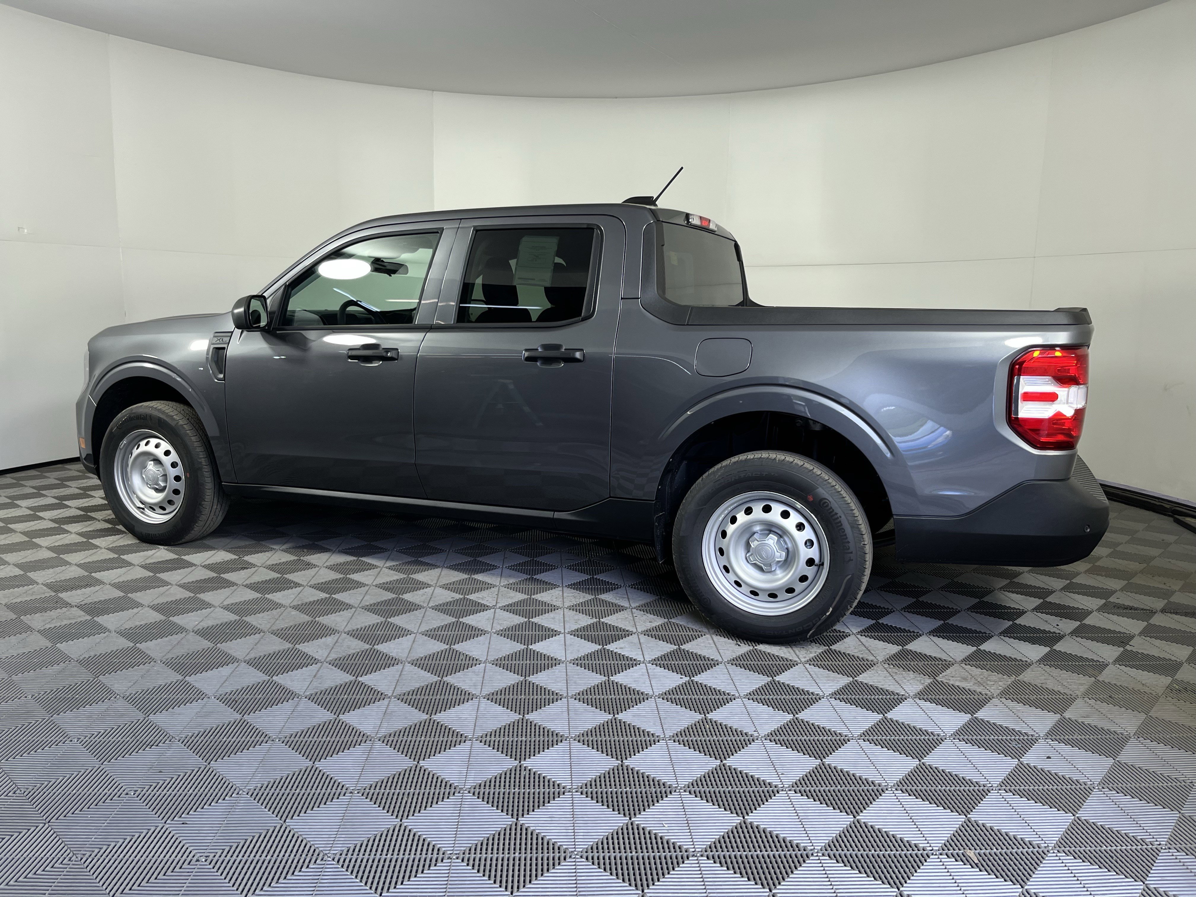 New 2026 Ford Maverick XL AWD/4WD image 2