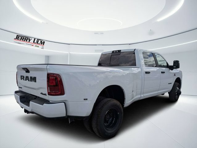New 2026 RAM 3500 Big Horn AWD/4WD image 3