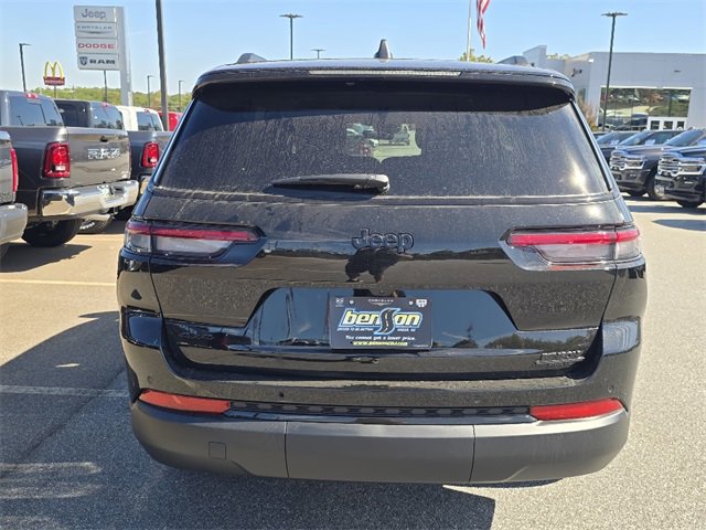 New 2025 Jeep Grand Cherokee L Limited image 14