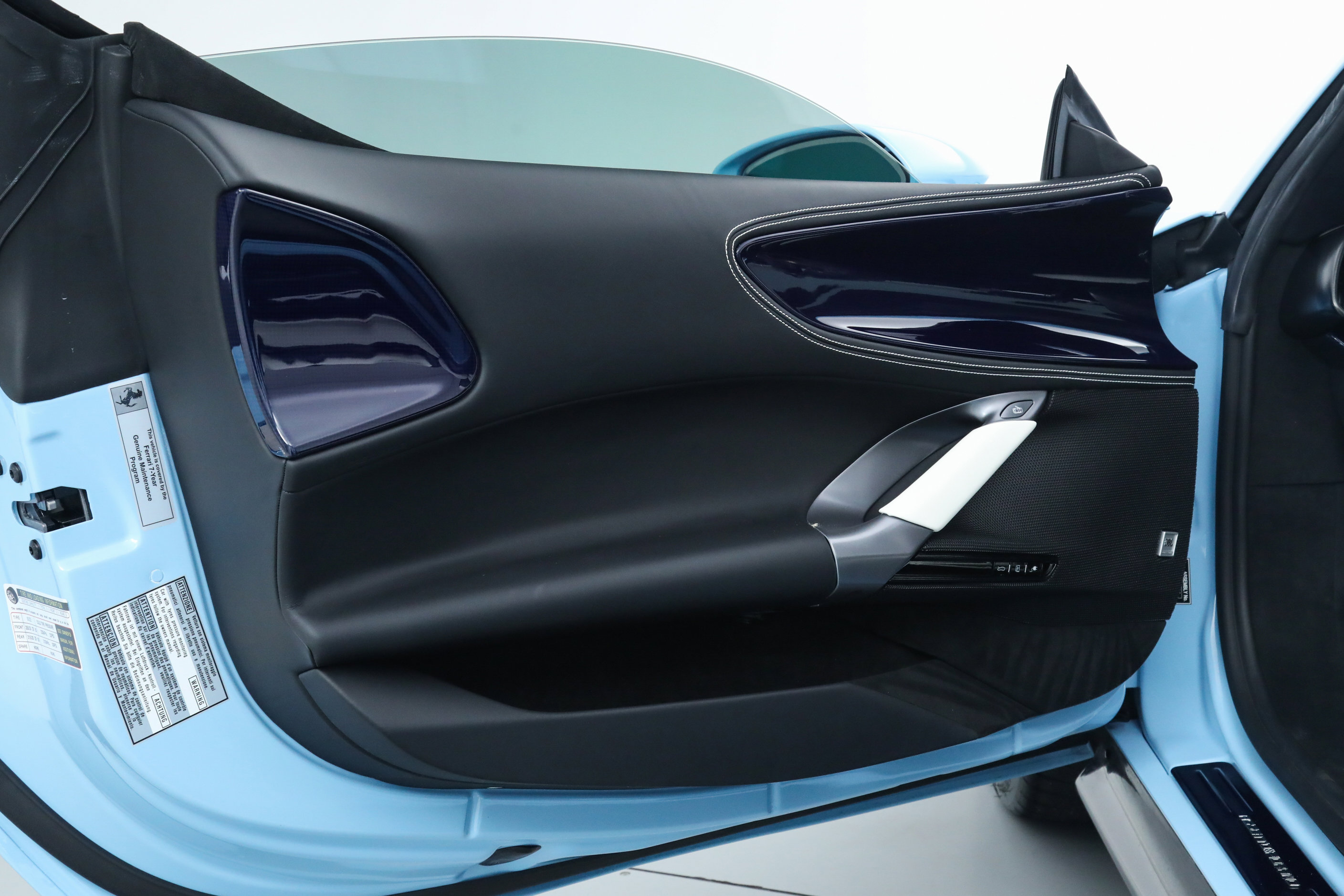 Certified 2025 Ferrari SF90 Spider AWD/4WD image 26