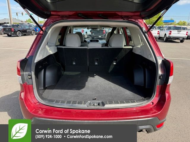 Used 2019 Subaru Forester Premium w/ All-Weather Package AWD/4WD image 18