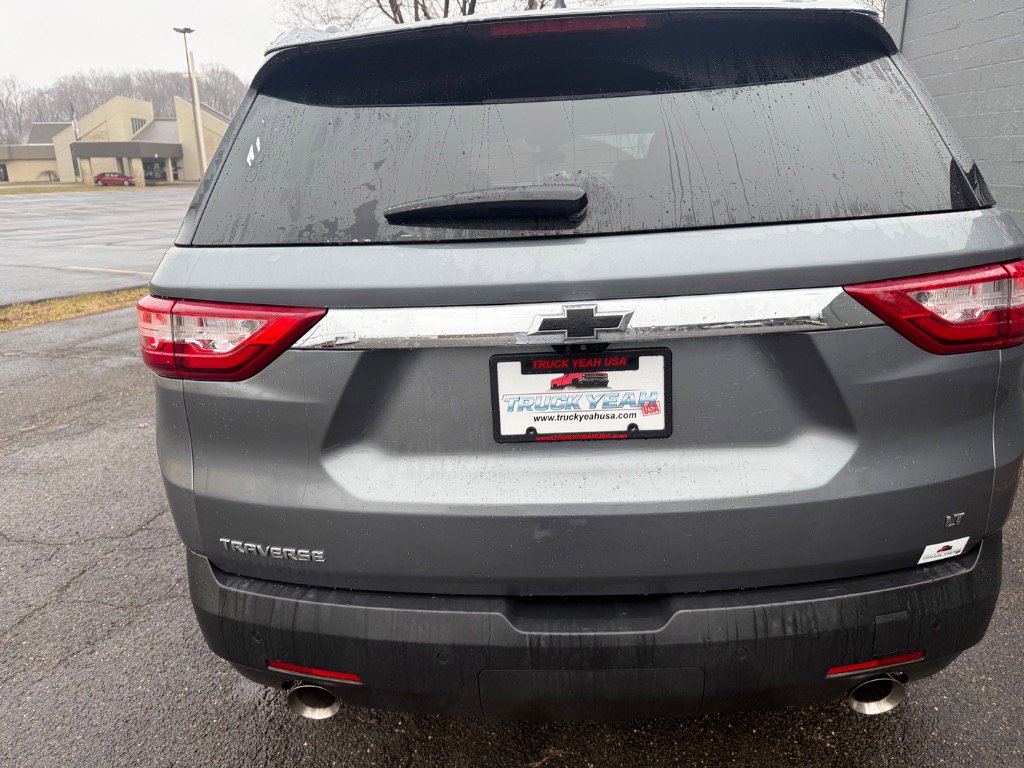 Used 2018 Chevrolet Traverse LT w/ LPO, Floor Liner Package image 4