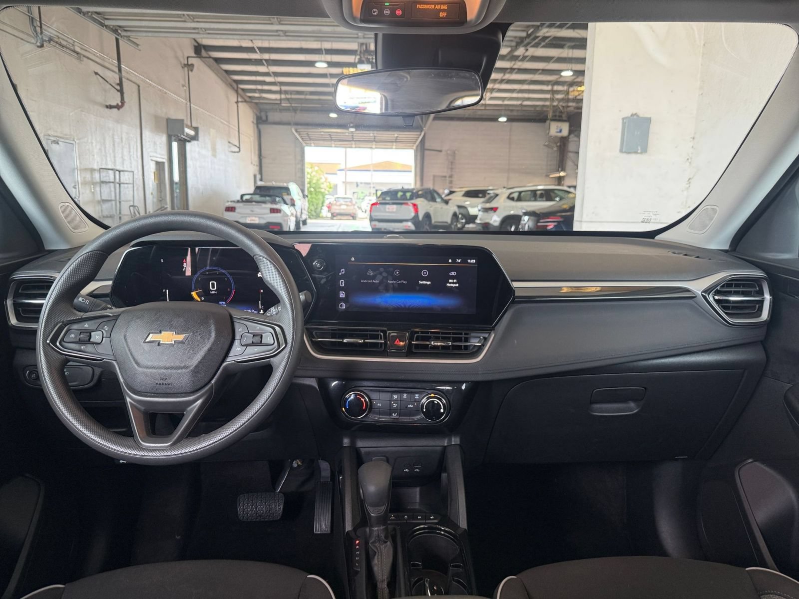 Used 2025 Chevrolet TrailBlazer LT FWD image 57