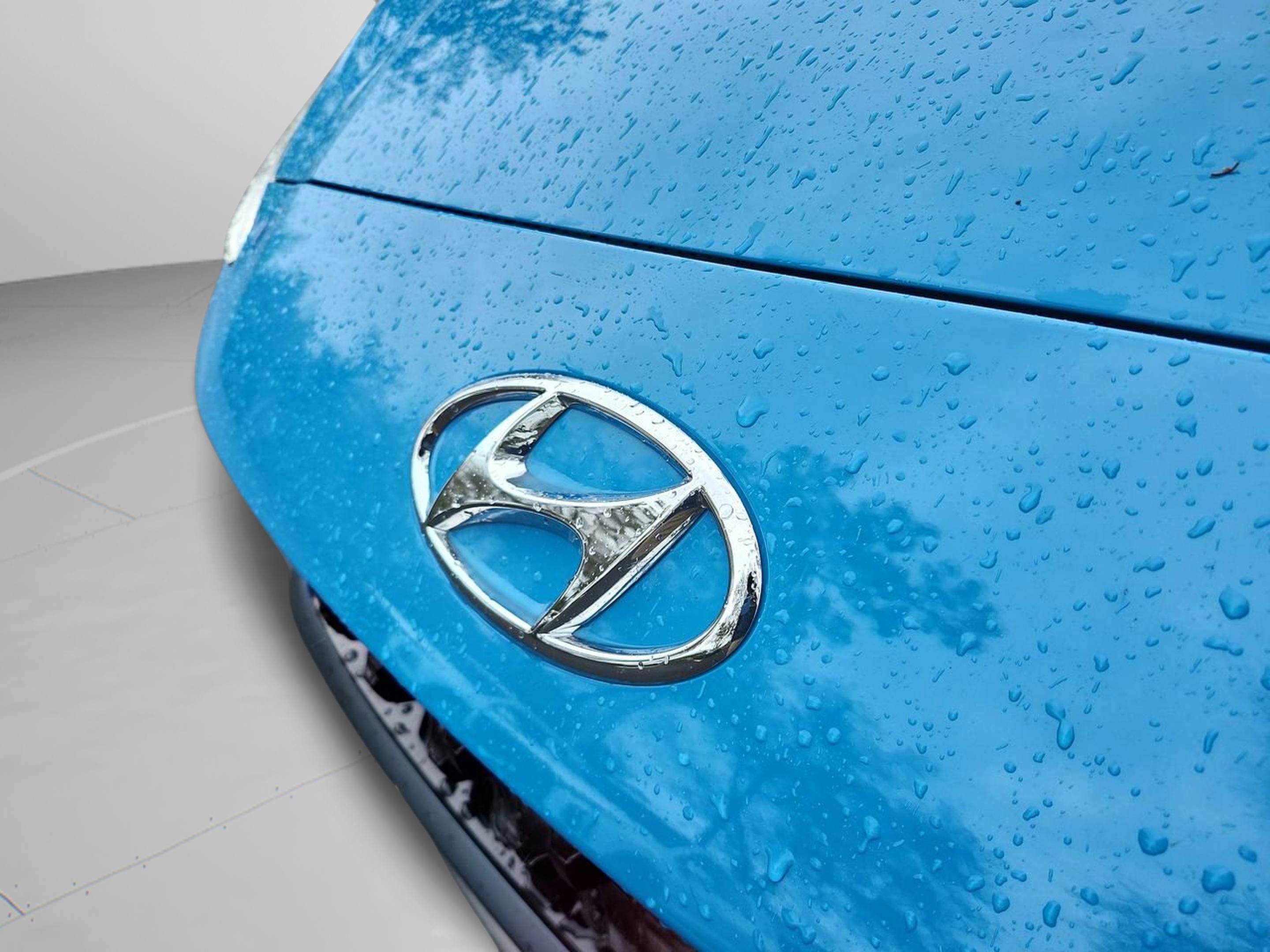 Certified 2022 Hyundai Kona Limited FWD image 30