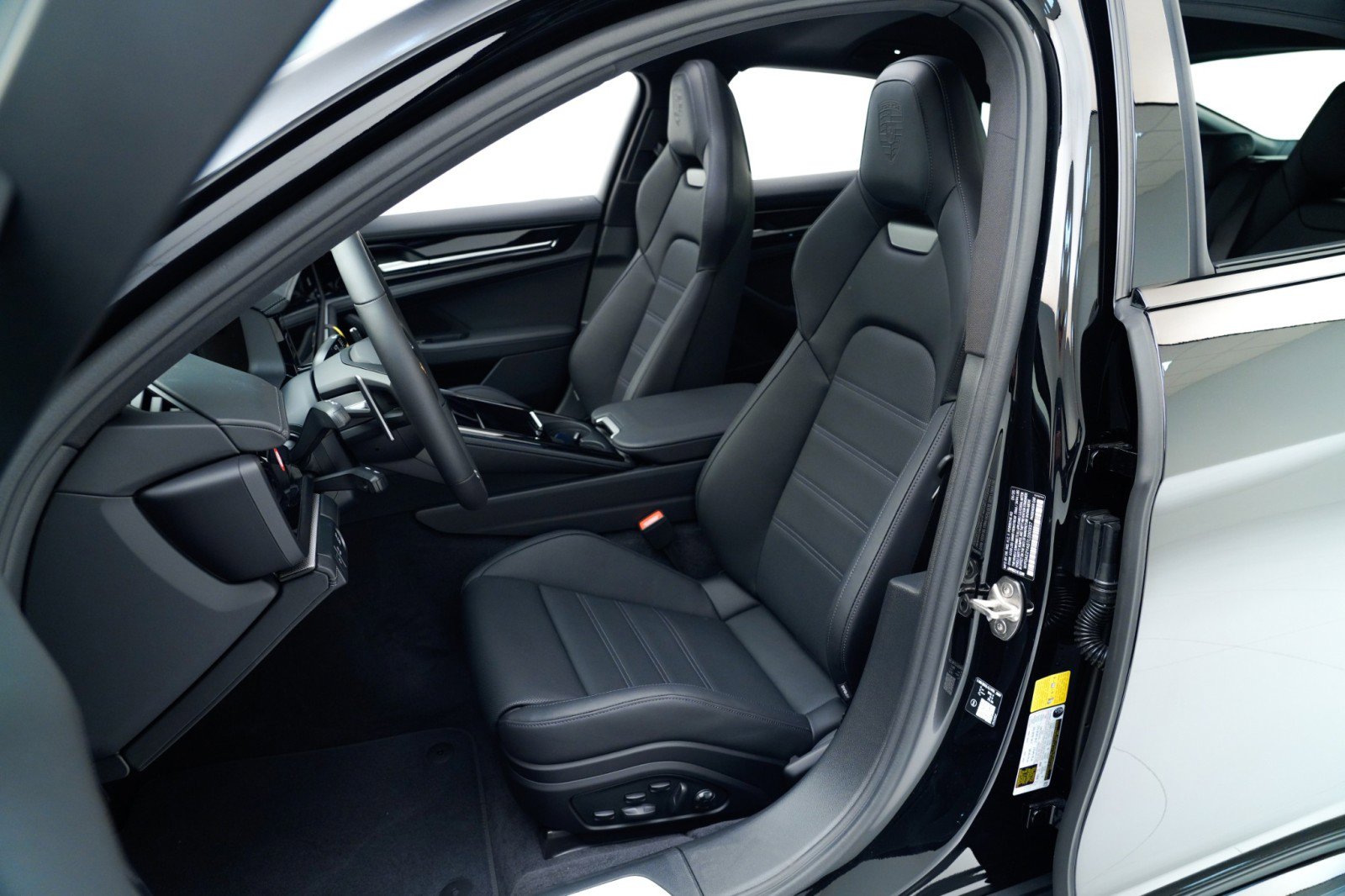 New 2026 Porsche Panamera 4 AWD/4WD image 5