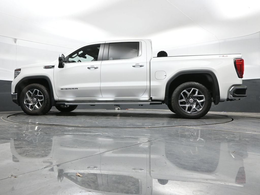 Used 2022 GMC Sierra 1500 SLT w/ SLT Premium Plus Package AWD/4WD image 45