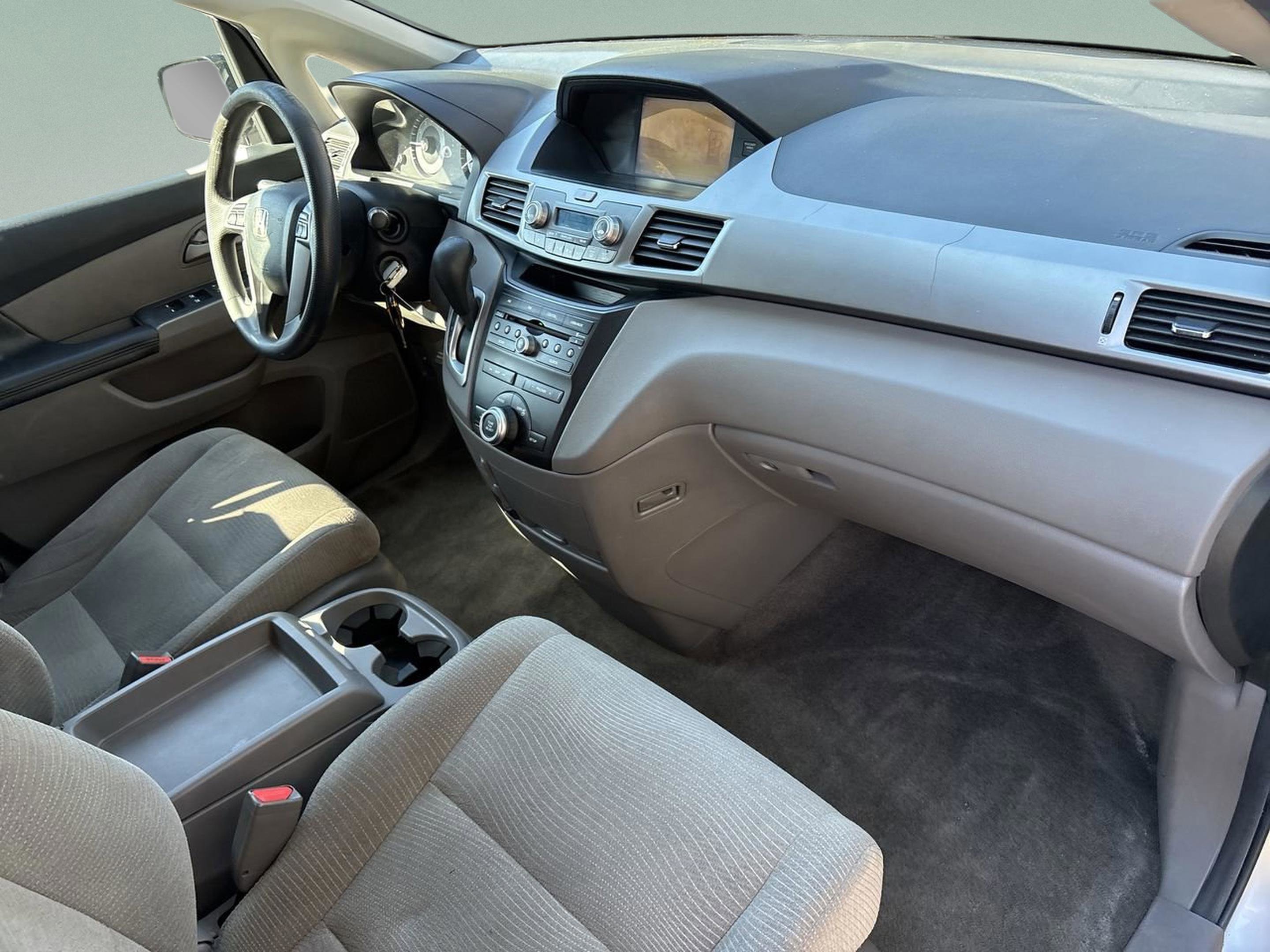 Used 2013 Honda Odyssey EX image 21