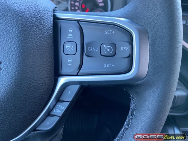 New 2026 RAM 2500 Big Horn AWD/4WD image 18