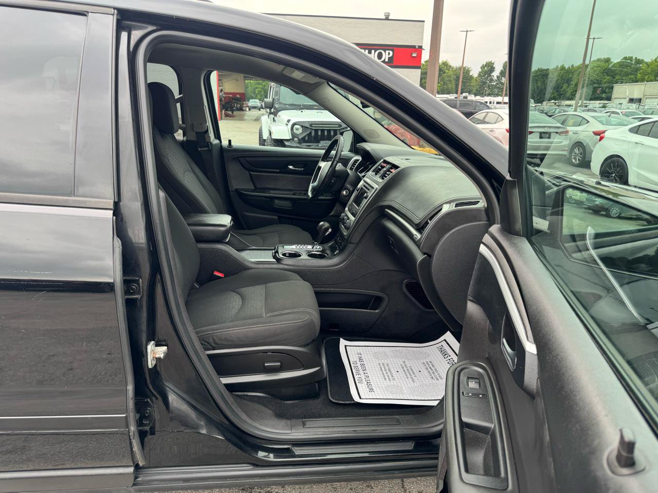 Used 2016 GMC Acadia SLE AWD/4WD image 9