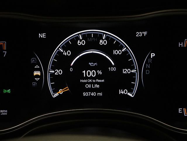 Used 2021 Jeep Grand Cherokee Limited image 16