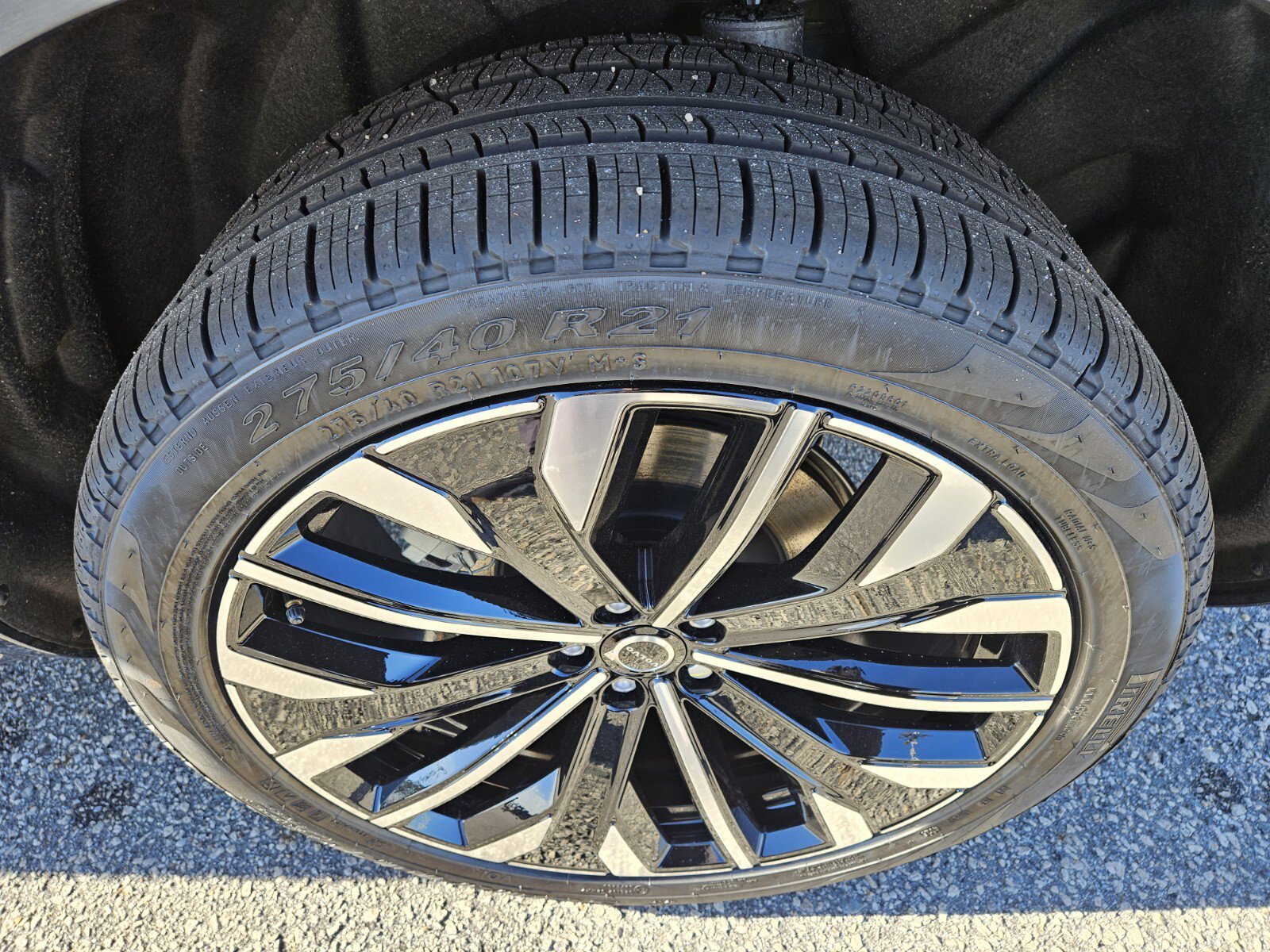 New 2026 Volvo XC90 B6 Ultra w/ Protection Package Premier AWD/4WD image 11