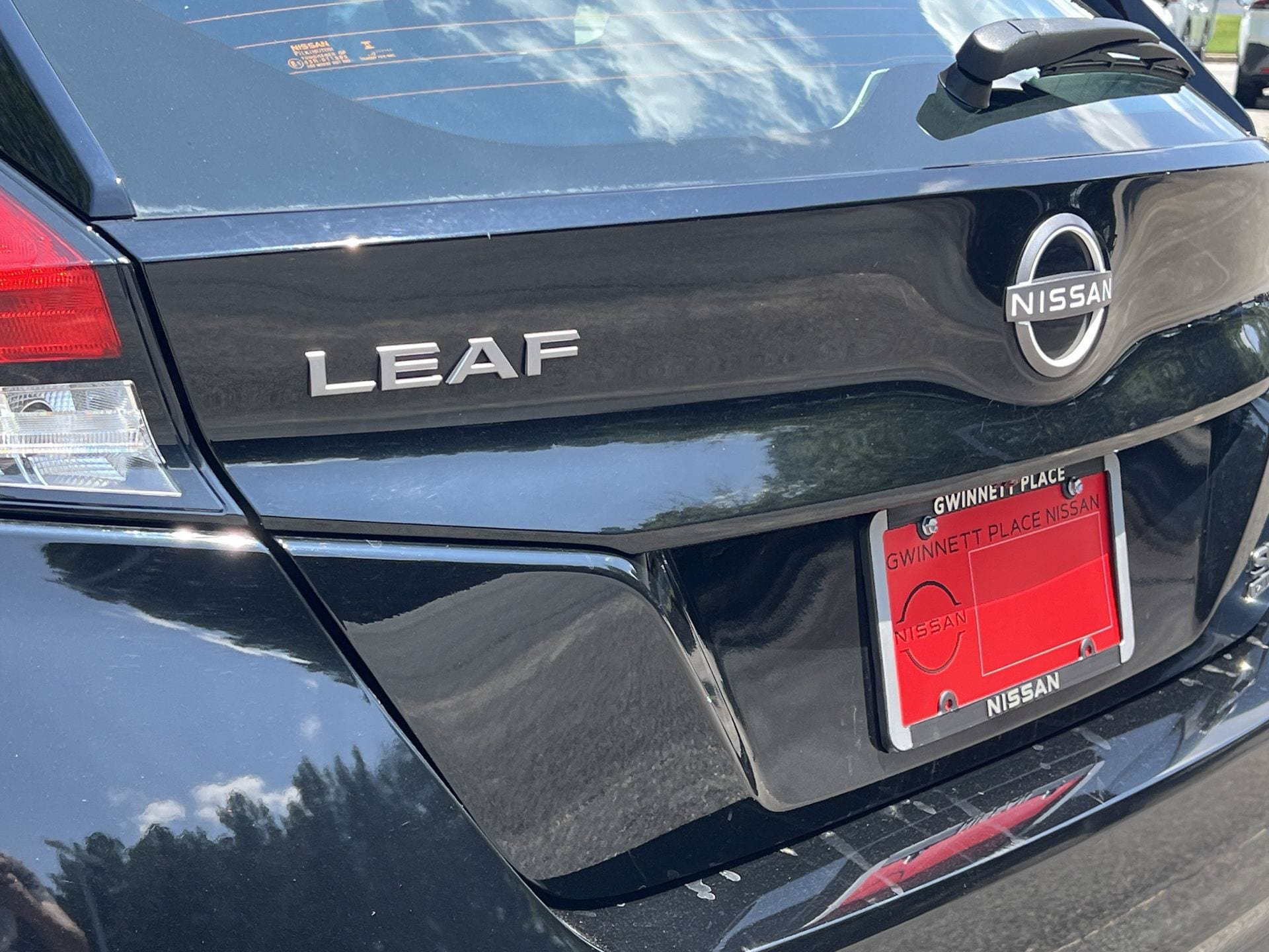 Certified 2024 Nissan Leaf SV Plus FWD image 32