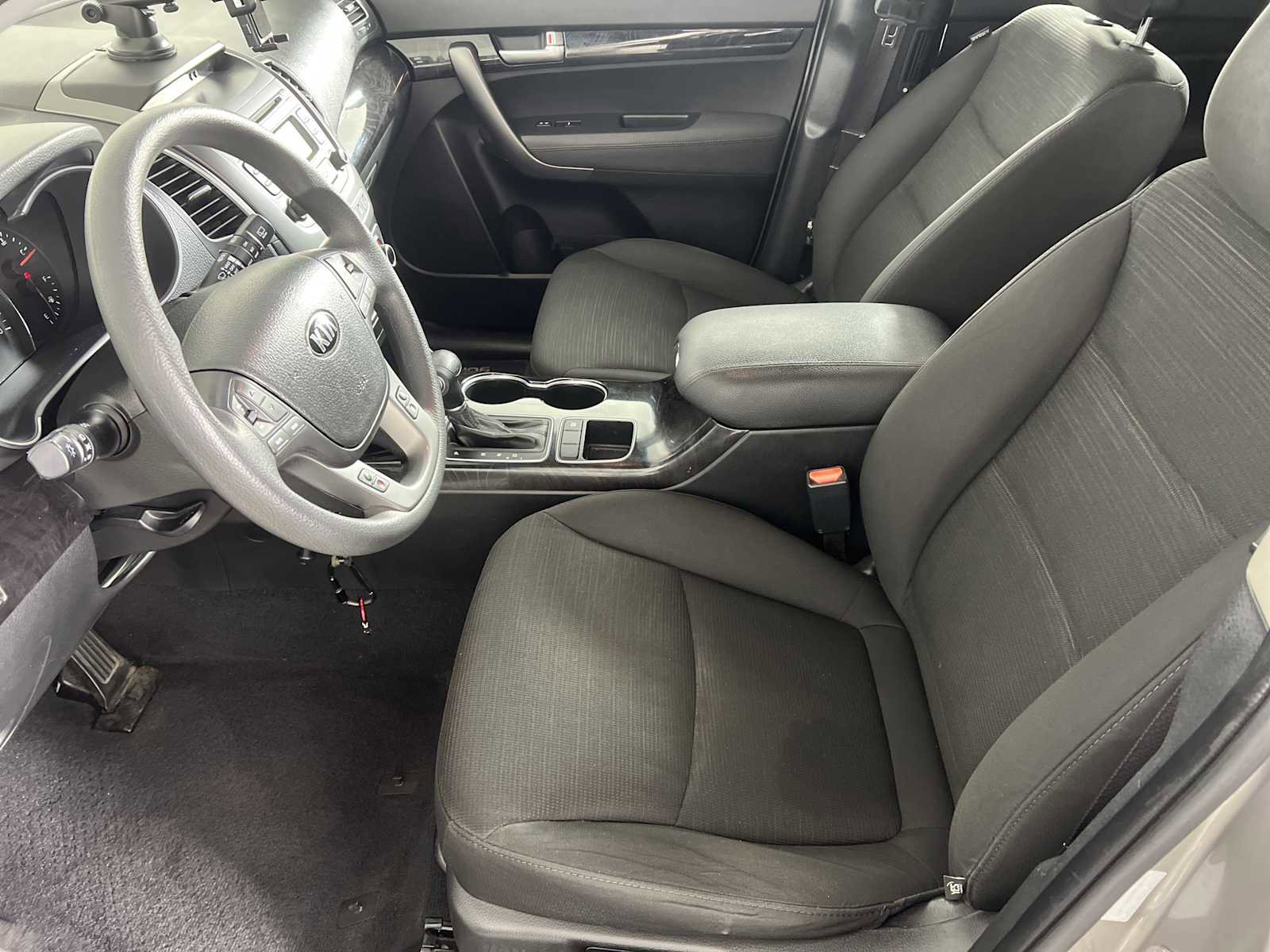 Used 2014 Kia Sorento LX image 16