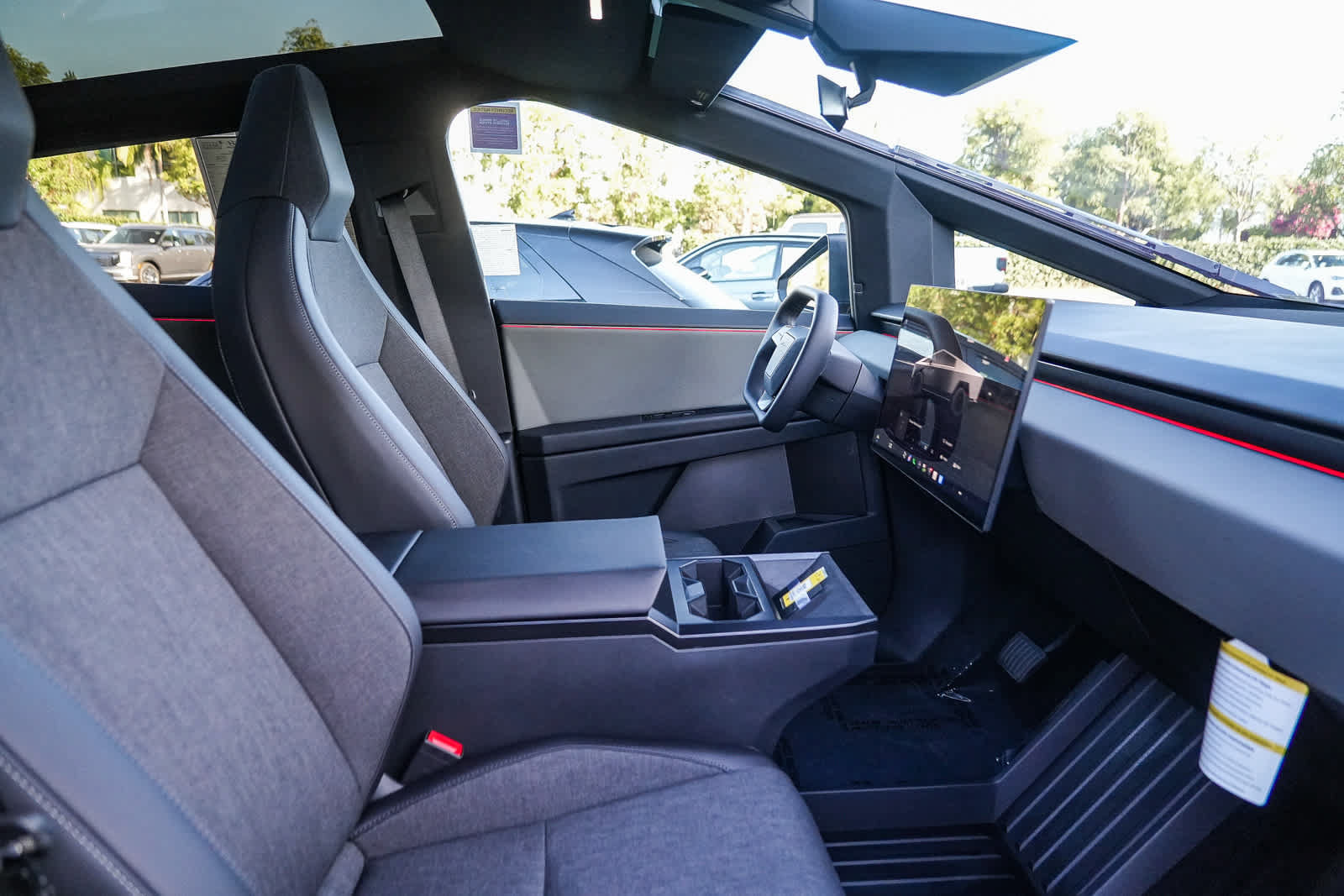 Used 2026 Tesla Cybertruck AWD Crew Cab image 15