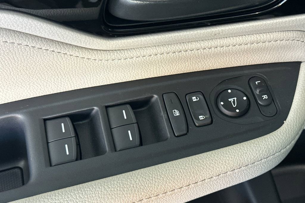 New 2026 Honda Odyssey Touring image 12