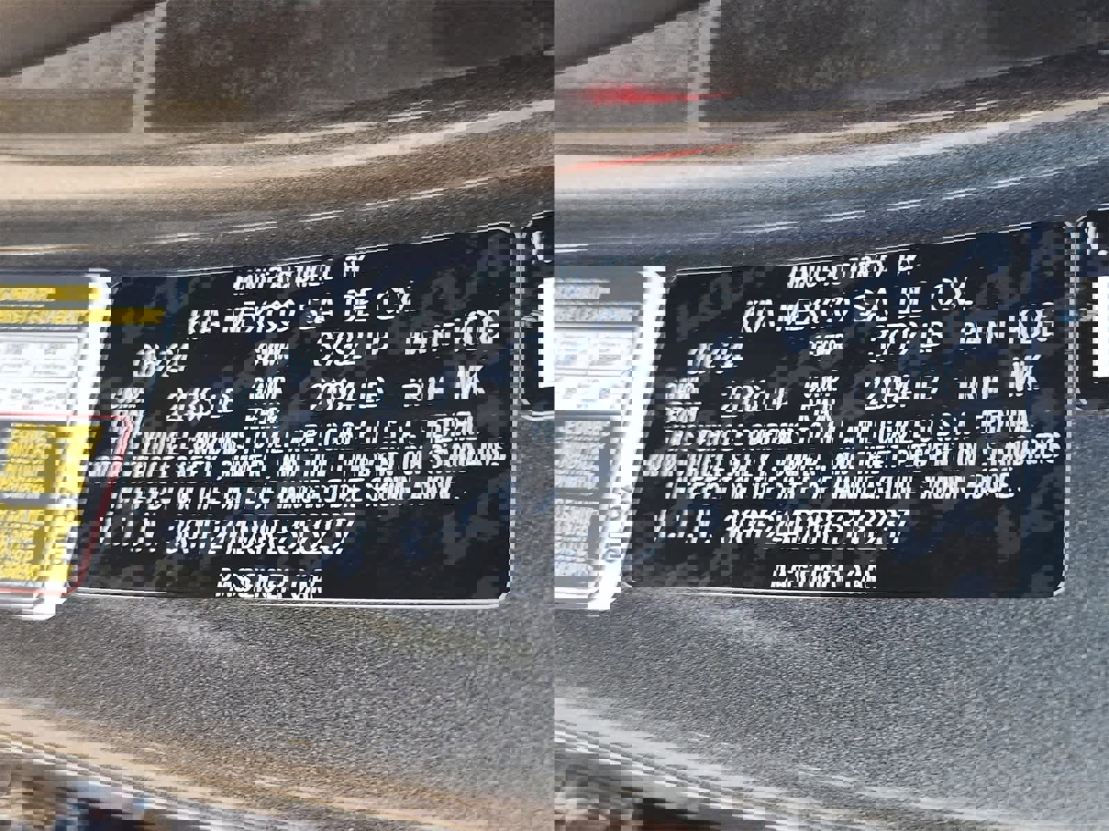 Certified 2024 Kia Forte LXS w/ LXS Technology Package image 30