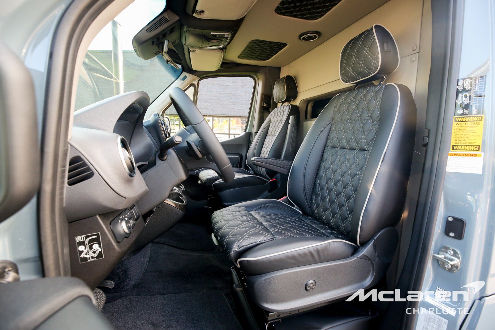 Used 2023 Mercedes-Benz Sprinter 3500 image 9