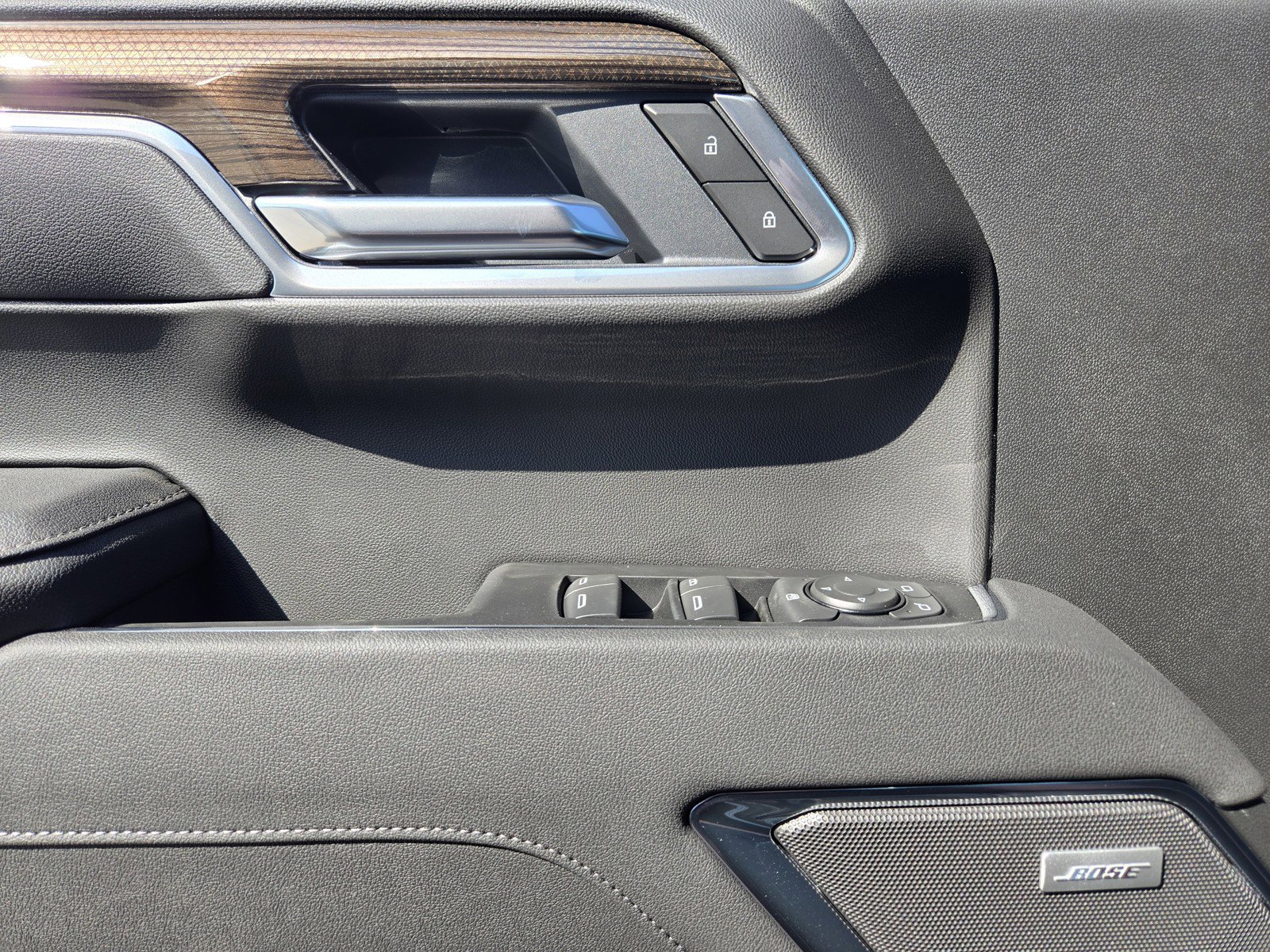 New 2026 Chevrolet Silverado 1500 LT Trail Boss w/ Convenience Package II image 17