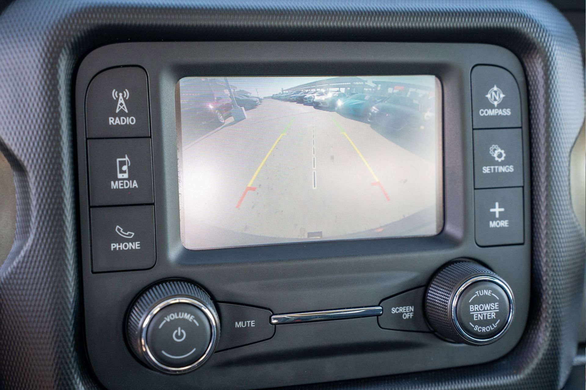 Used 2018 Jeep Wrangler Unlimited Sport image 32