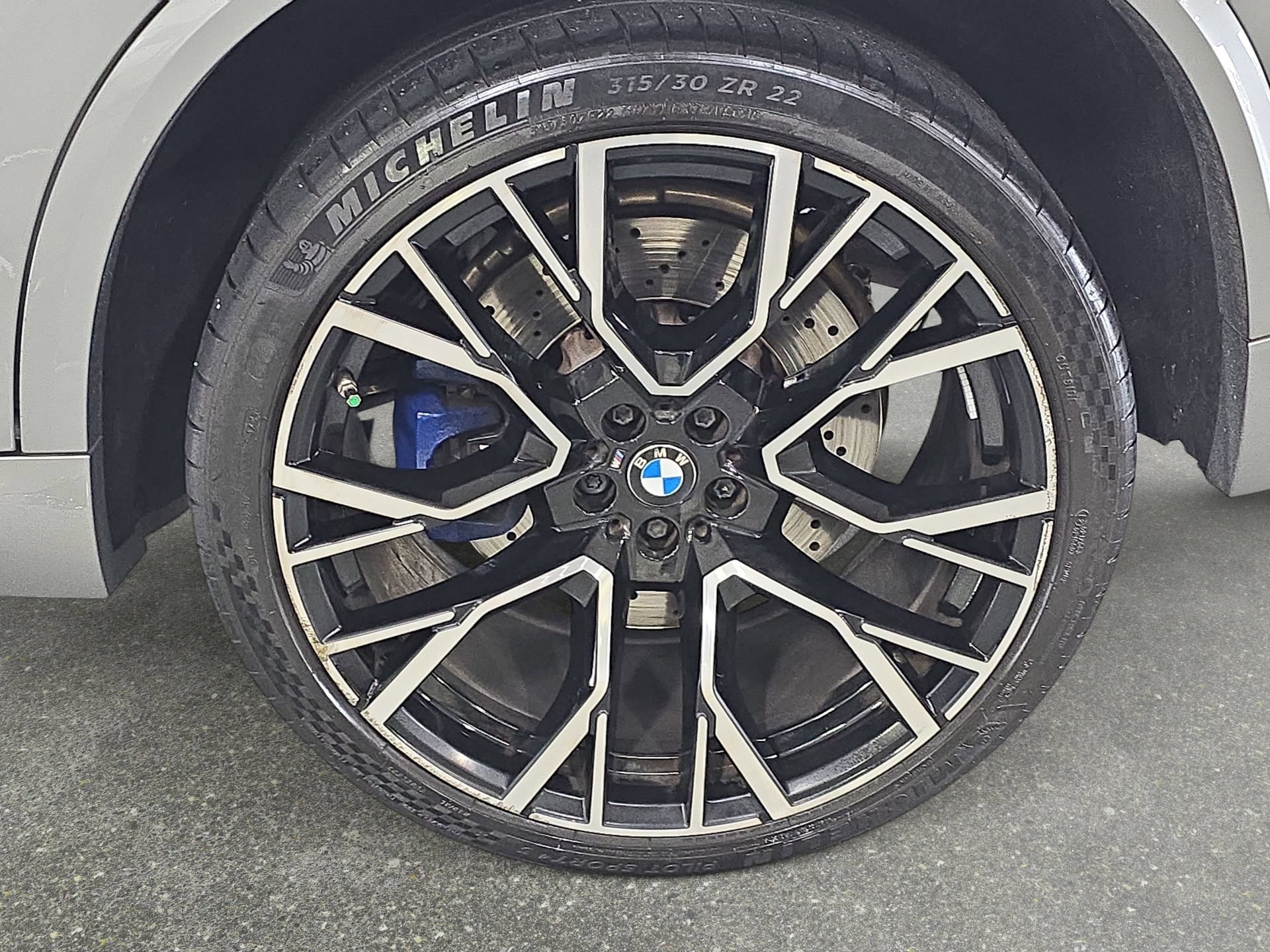 Used 2023 BMW X5 M w/ Executive Package AWD/4WD image 32