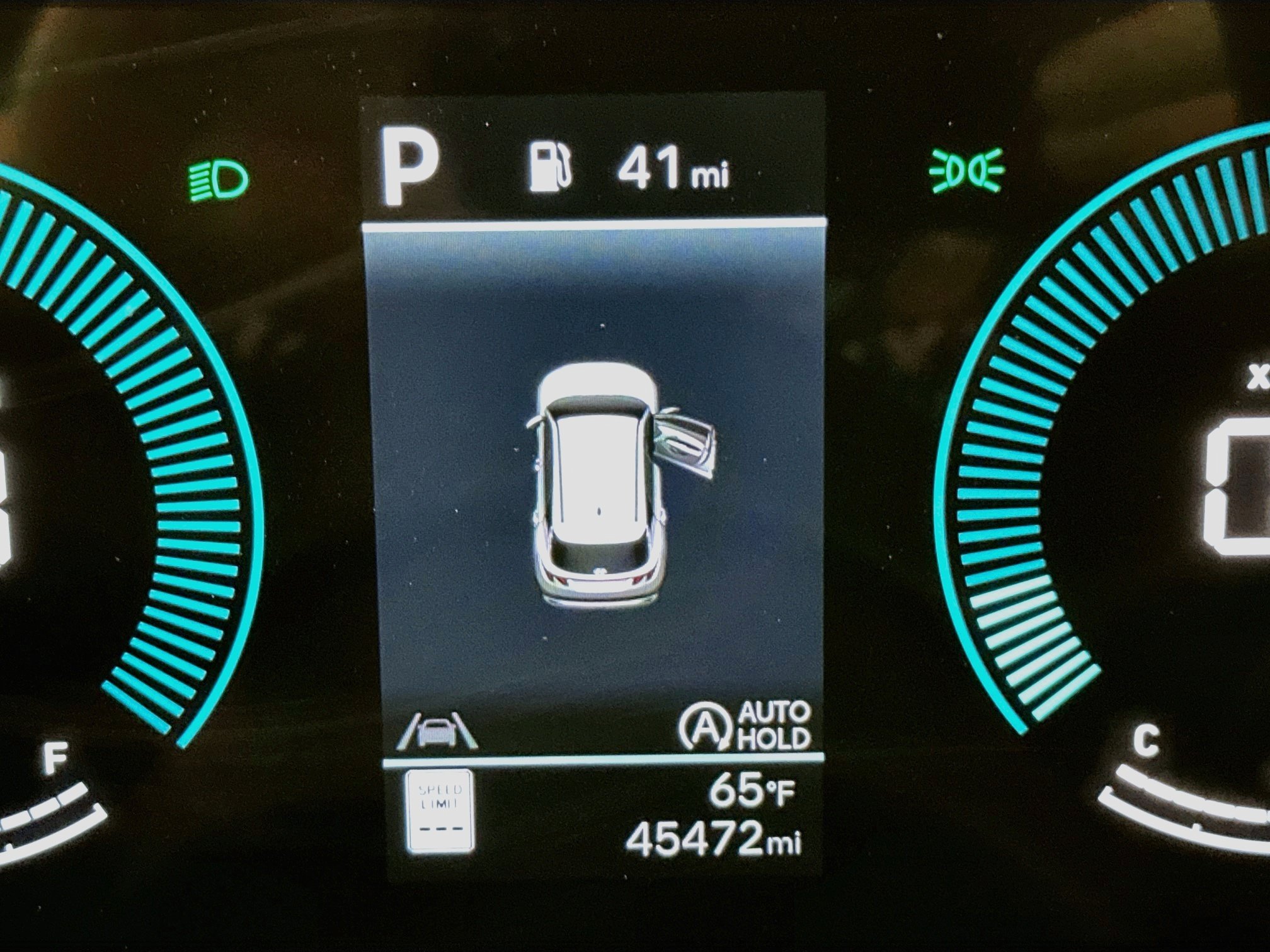 Used 2025 Hyundai Tucson SEL FWD image 19