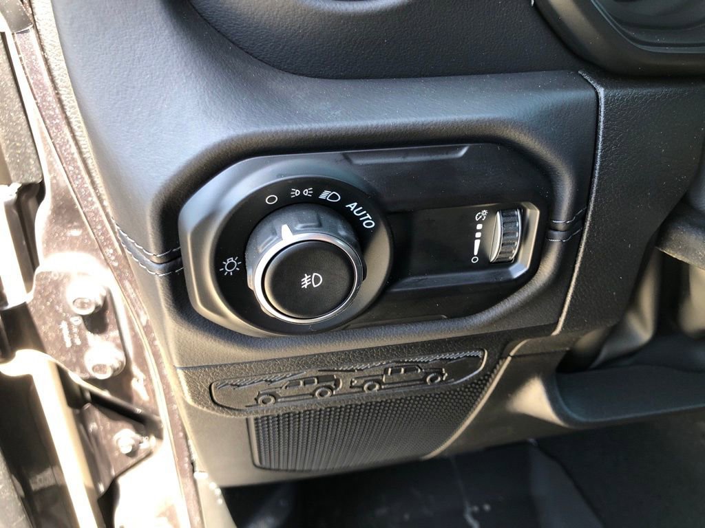 New 2025 Jeep Wrangler Sahara w/ Safety Group image 15