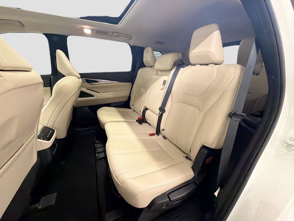 Certified 2022 INFINITI QX60 Luxe w/ Cargo Package AWD/4WD image 25