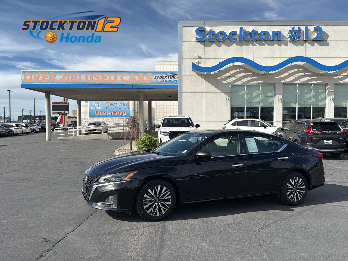Used 2025 Nissan Altima 2.5 SV image 1