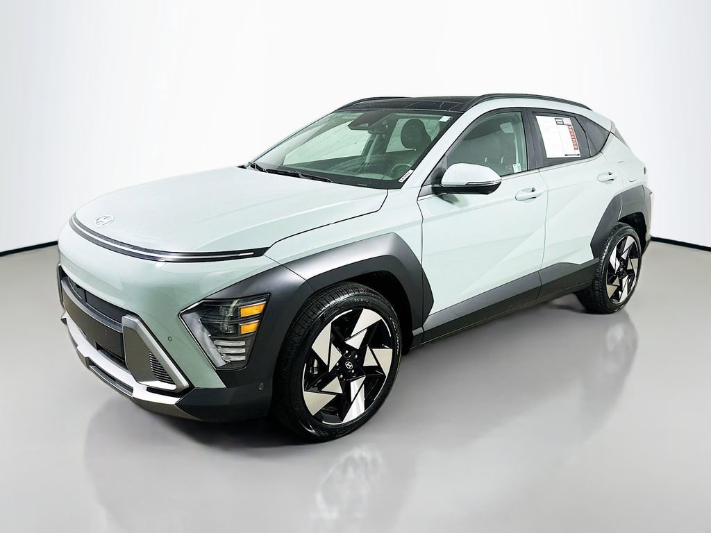 Used 2025 Hyundai Kona Limited image 3