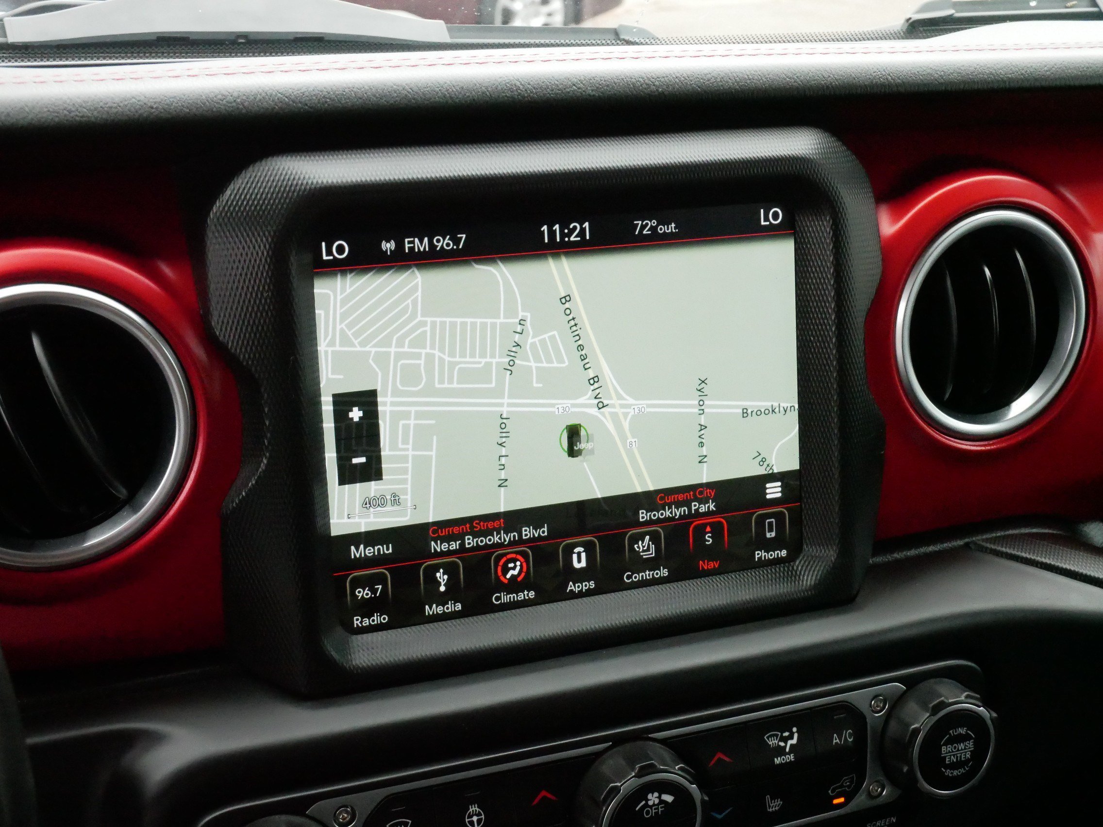 Used 2018 Jeep Wrangler Unlimited Rubicon w/ Dual Top Group AWD/4WD image 22