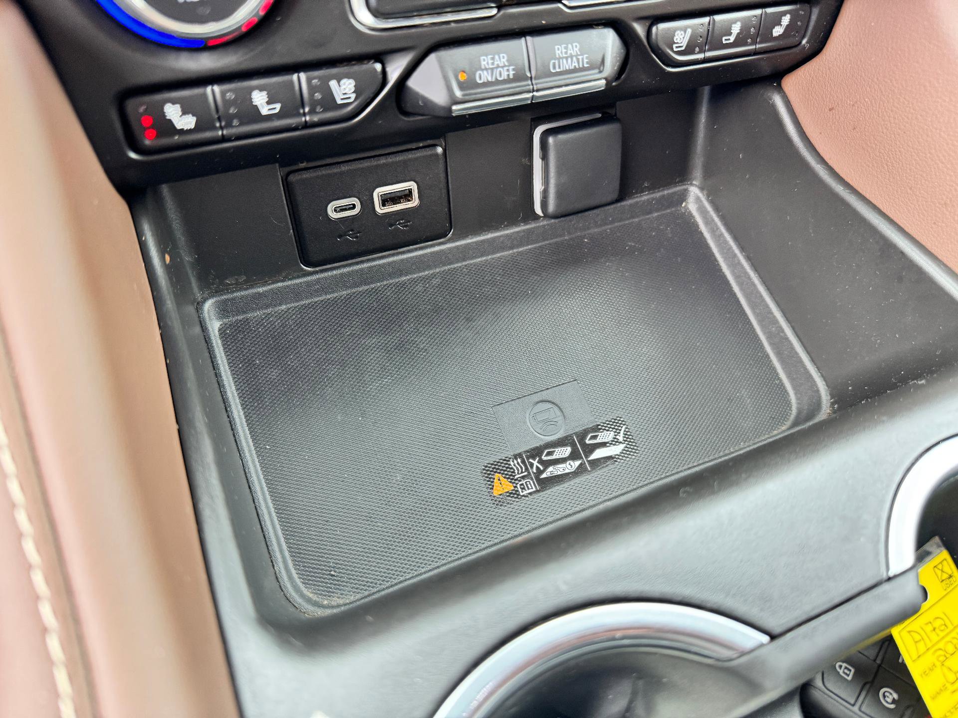 Used 2024 Chevrolet Tahoe High Country w/ Advanced Technology Package image 41