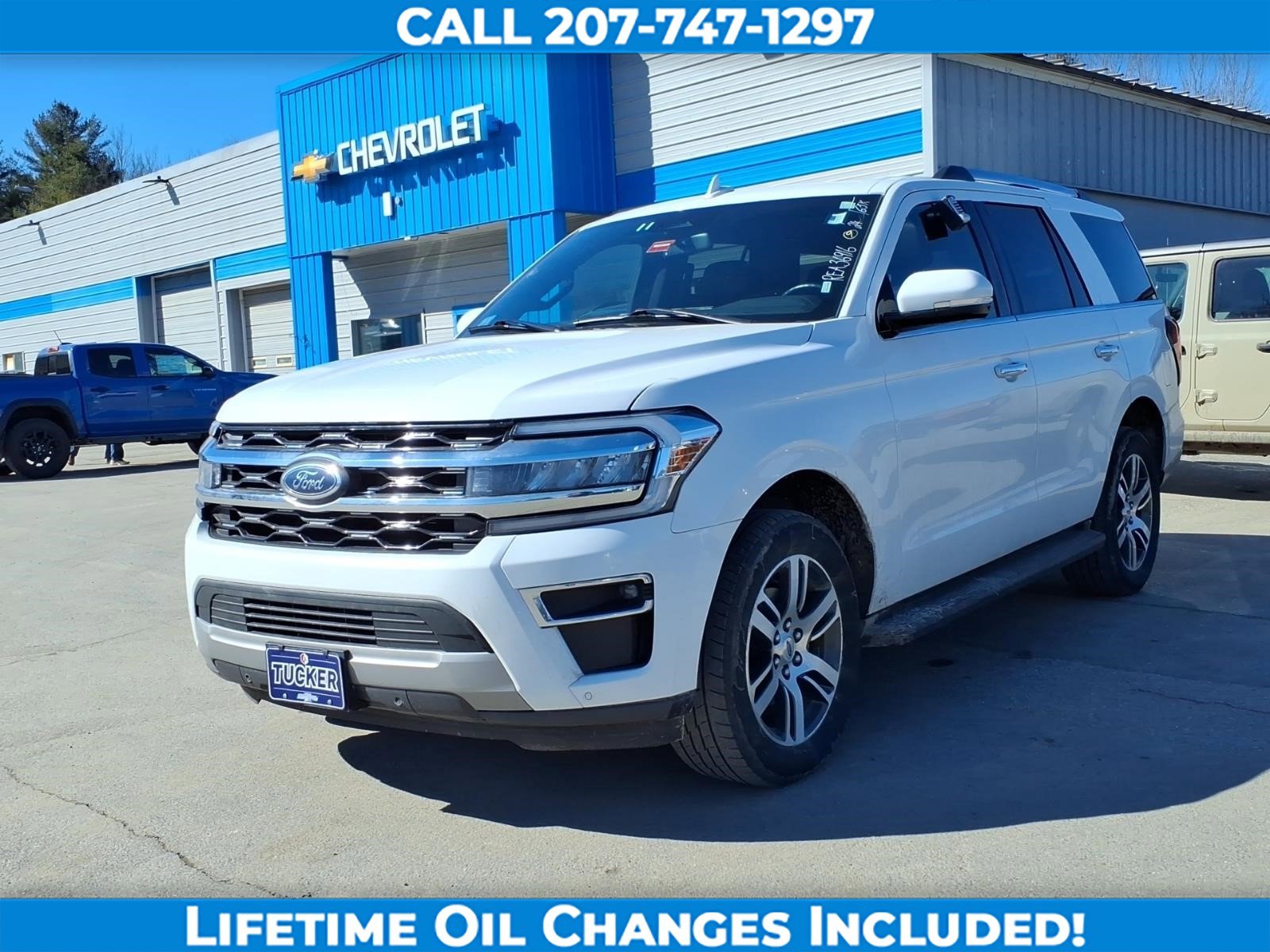 Used 2024 Ford Expedition Limited image 1