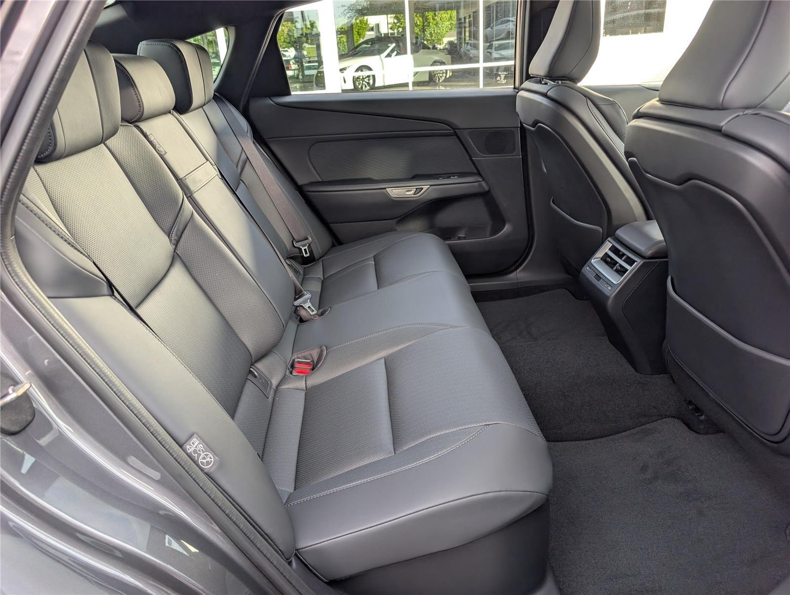 New 2026 Lexus ES 500e w/ Convenience Package AWD/4WD image 8