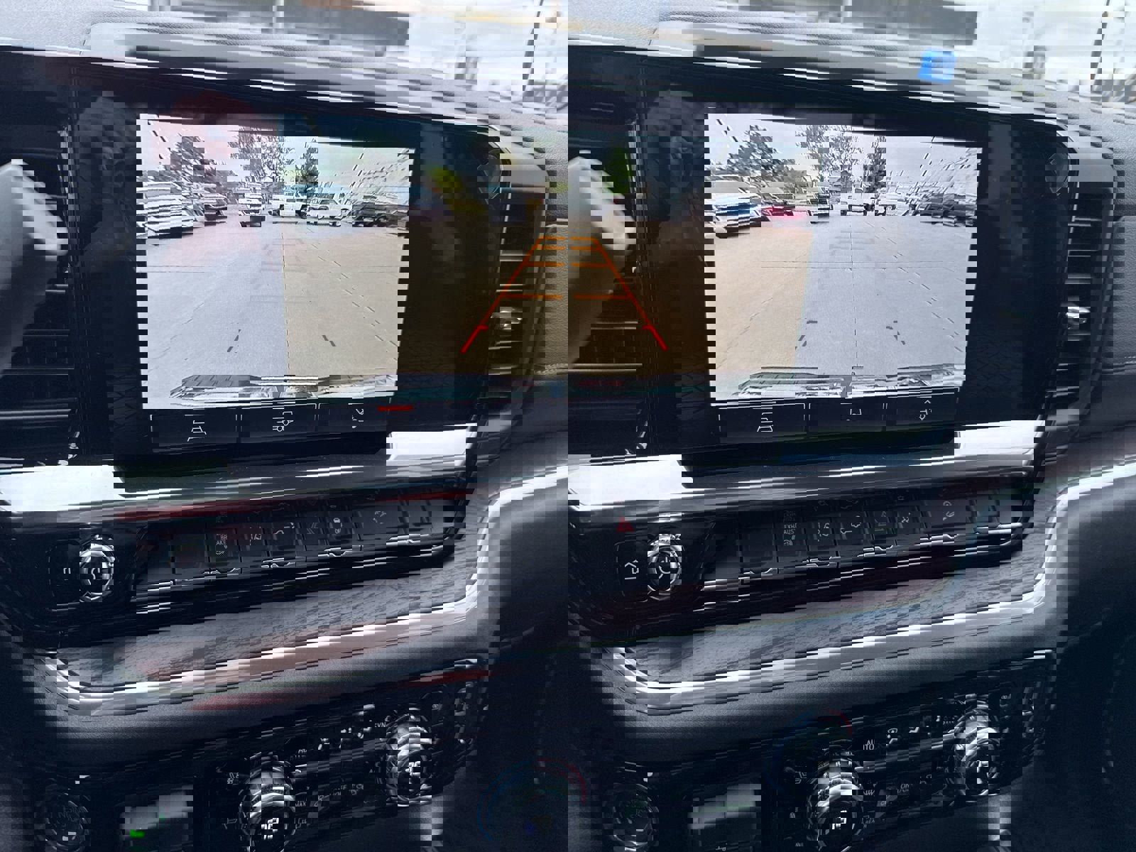 New 2026 GMC Sierra 2500 SLT w/ SLT Convenience Package image 15