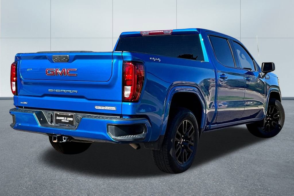 Used 2022 GMC Sierra 1500 Elevation image 2