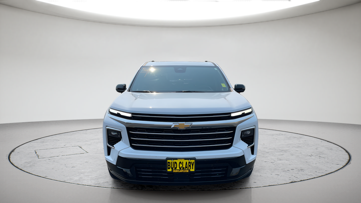 Used 2026 Chevrolet Traverse High Country w/ LPO, Floor Liner Package AWD/4WD image 8