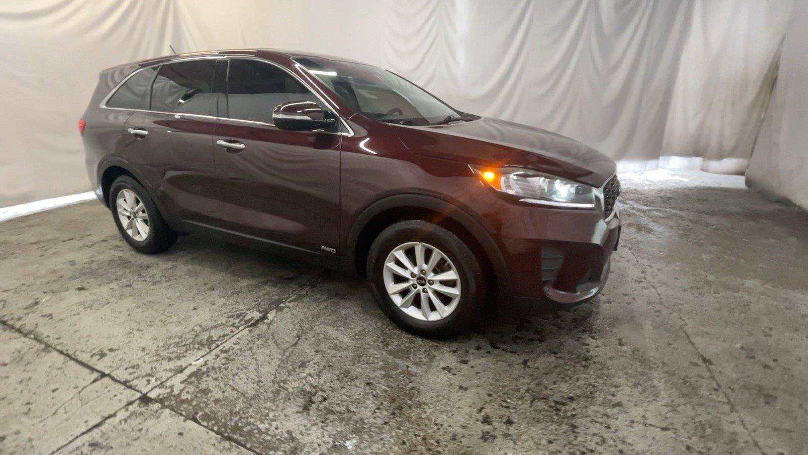 Used 2019 Kia Sorento AWD image 3