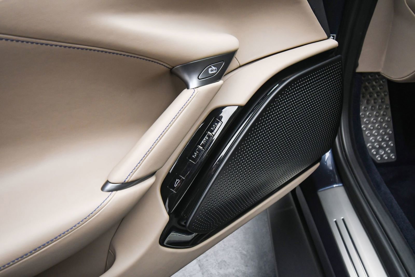 Certified 2022 Ferrari Roma image 52