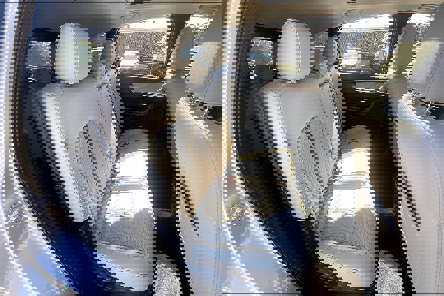 Used 2025 MAZDA CX-90 3.3 Turbo w/ Premium Sport Pkg image 32