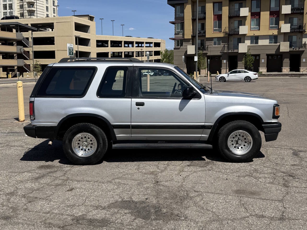 Used 1992 MAZDA Navajo 4WD image 6