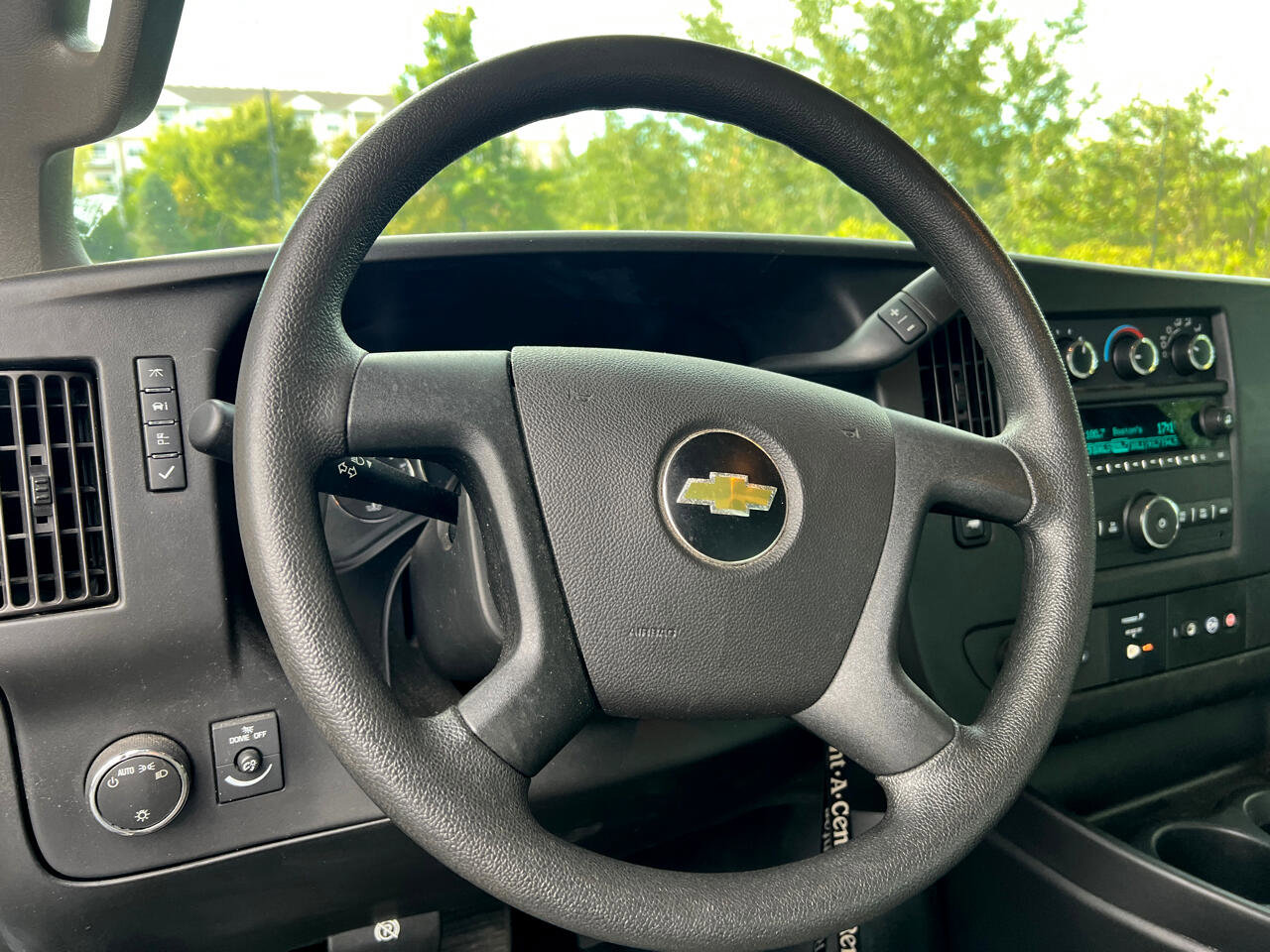 Used 2018 Chevrolet Express 2500 image 16
