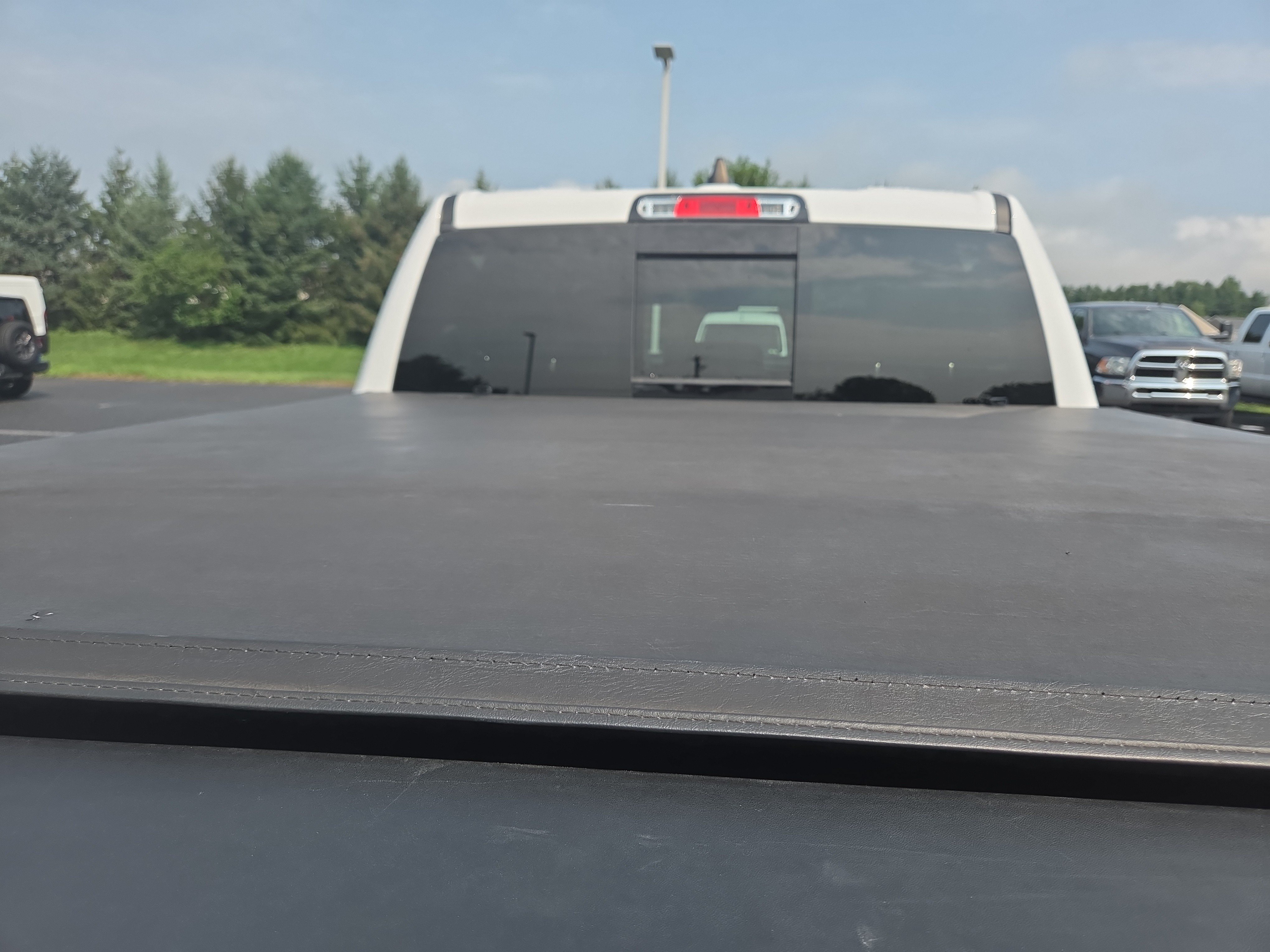 Used 2023 RAM 1500 Limited w/ Body Color Bumper Group AWD/4WD image 25