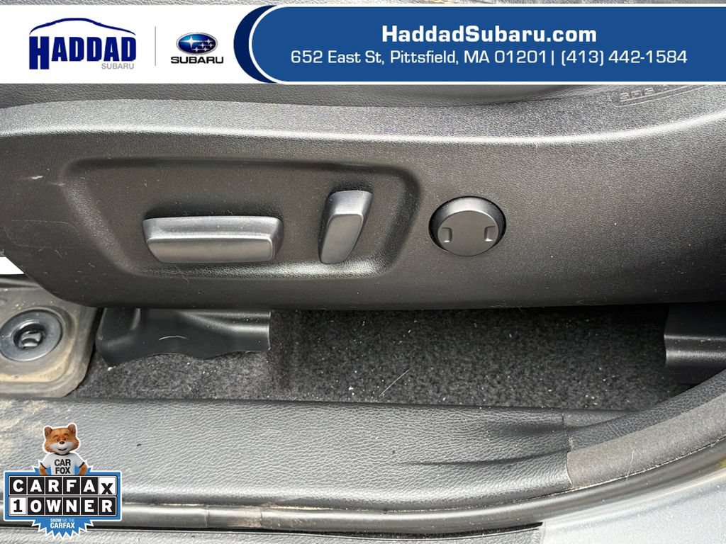 Used 2016 Toyota Highlander Plus AWD/4WD image 16