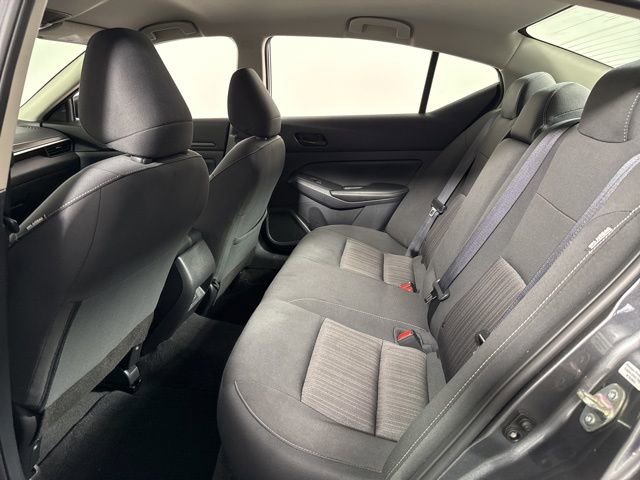 Used 2025 Nissan Altima 2.5 SV image 17