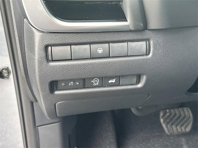 New 2026 Nissan Rogue SV image 25