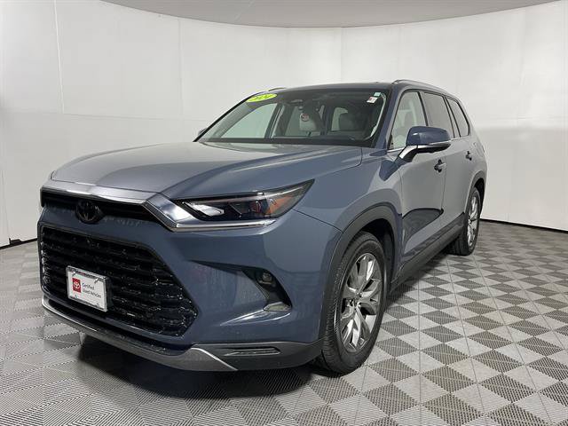 Certified 2024 Toyota Grand Highlander AWD image 3