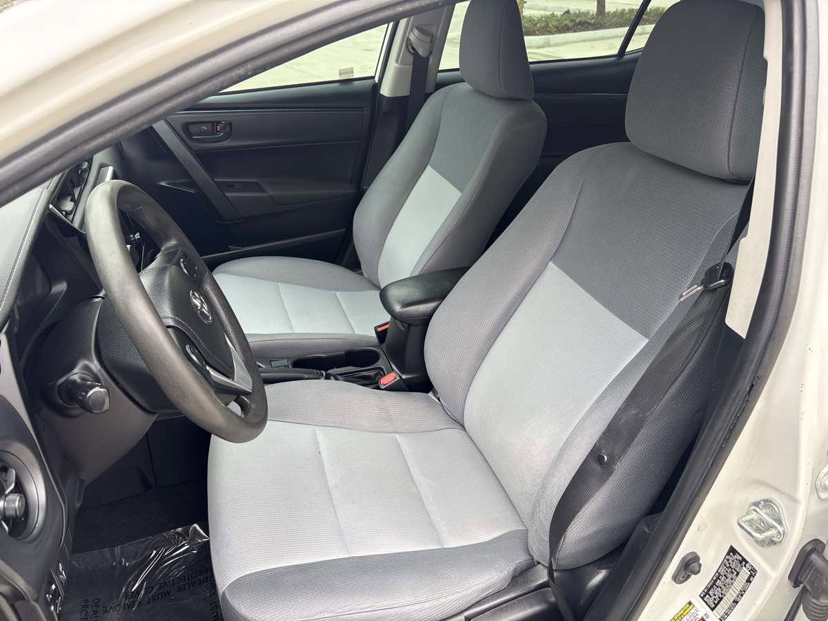 Used 2019 Toyota Corolla L w/ Carpet Mat Package (TMS) image 17