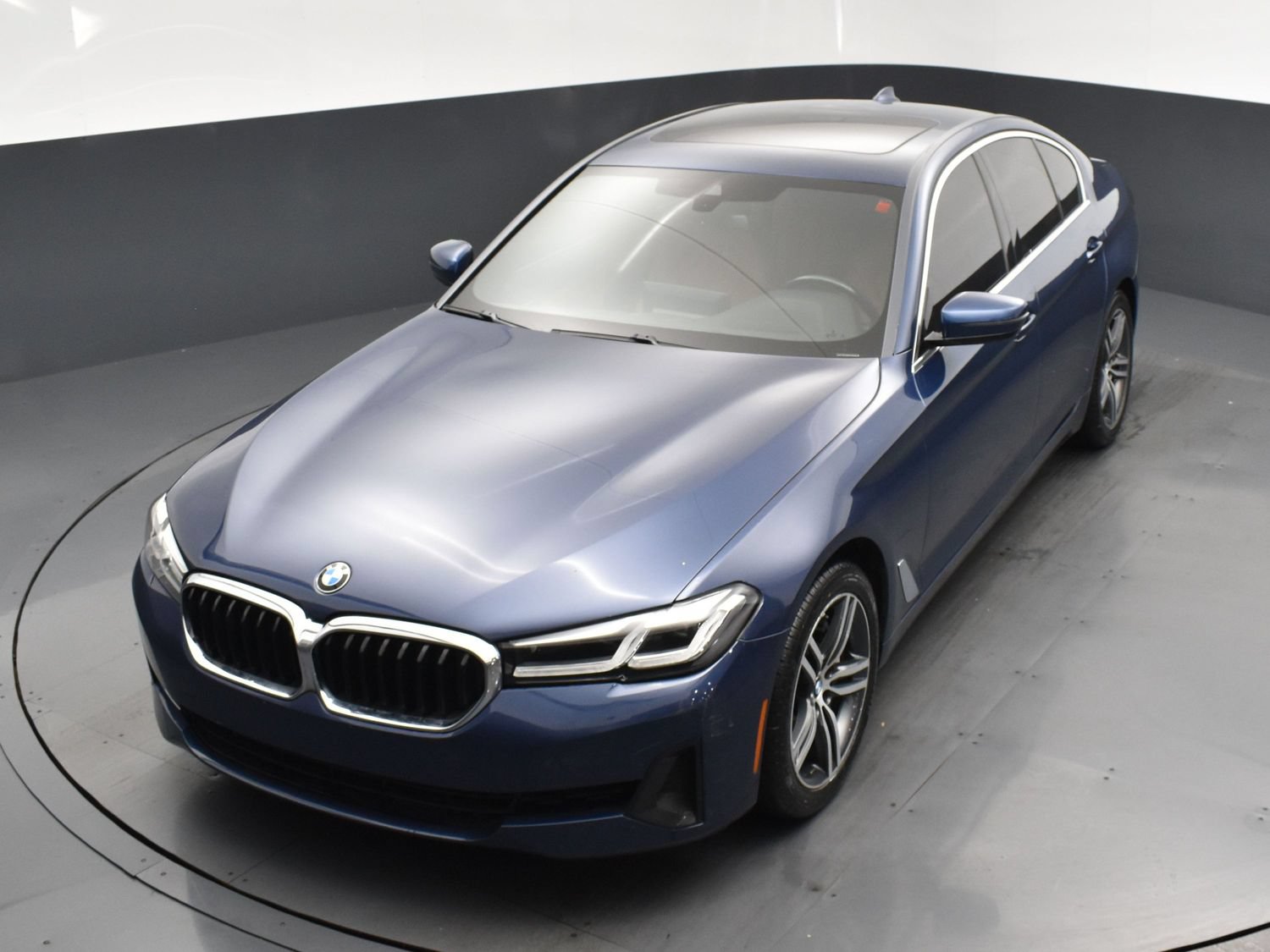 Used 2021 BMW 530i xDrive w/ Convenience Package AWD/4WD image 17